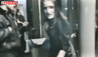 Оппозиционерка устроила дебош в клубе Оппозиционерка устроила дебош в клубе