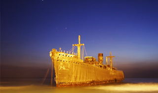 Kорабль месяц дрейфовал без экипажа Kорабль месяц дрейфовал без экипажа