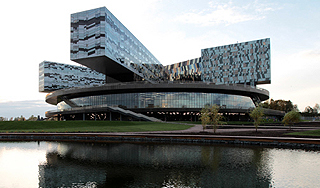 В Сколково вложат 120 миллиардов В Сколково вложат 120 миллиардов