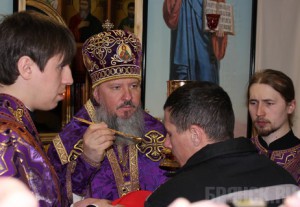 Глава Епархии провел богослужение для осужденных