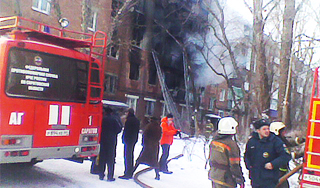 Под завалами нашли шестую жертву Под завалами нашли шестую жертву