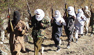 Оружие сирийцев достается "Аль-Каиде" Оружие сирийцев достается "Аль-Каиде"