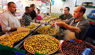 В Москве закроют 19 рынков В Москве закроют 19 рынков