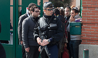 Причастные к бойне в Тулузе открыли огонь Причастные к бойне в Тулузе открыли огонь