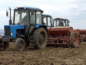 Хозяйства Брянской области ощутили дефицит механизаторов