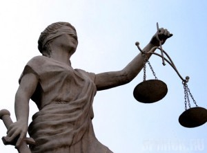 Непутевого папашу лишили родительских прав