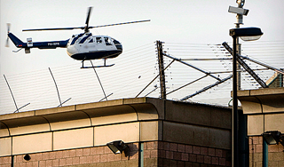 Побег на вертолете организовала женщина Побег на вертолете организовала женщина