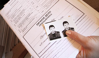 Призывников обяжут приходить за повестками Призывников обяжут приходить за повестками