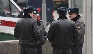 Мужчина утопил плачущего младенца в ванне Мужчина утопил плачущего младенца в ванне