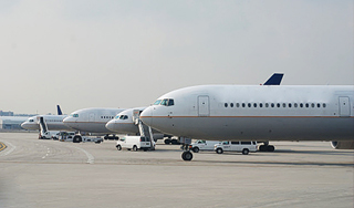 В Баку отменили авиарейсы в Россию В Баку отменили авиарейсы в Россию