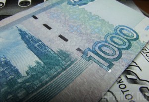 Реальные сроки дали двум парням за сбыт фальшивых денег