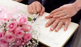 Перед загсом пары будут проверять на ВИЧ Перед загсом пары будут проверять на ВИЧ