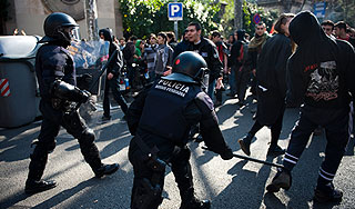 Забастовка испанцев привела к первой крови Забастовка испанцев привела к первой крови