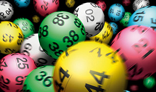 В США разыгрывается рекордный джекпот В США разыгрывается рекордный джекпот