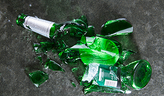 Петербуржец ограбил банк бутылкой пива Петербуржец ограбил банк бутылкой пива