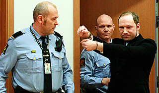 Брейвик замышлял покушение на Обаму Брейвик замышлял покушение на Обаму