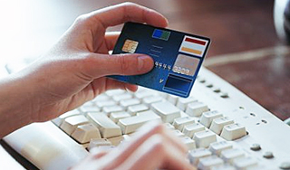 Аферисты опустошали карты россиян Аферисты опустошали карты россиян