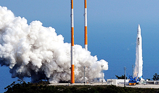 В КНДР подготовили к запуску новую ракету В КНДР подготовили к запуску новую ракету