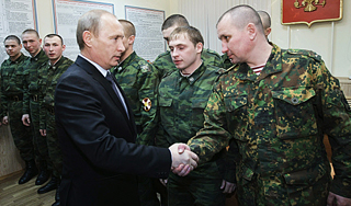 Путин велел сносить старые военные города Путин велел сносить старые военные города