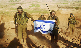 Армия Израиля грозит "длинной рукой" Армия Израиля грозит "длинной рукой"