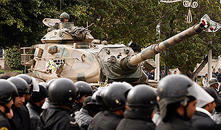 Алжир готов применить силу против Мали Алжир готов применить силу против Мали