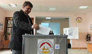 Цхинвал в день выборов закрыл границу Цхинвал в день выборов закрыл границу