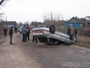 Автолюбитель насмерть разбился при попытке уйти от погони
