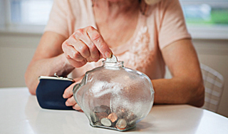 Деньги припасли 70% россиян Деньги припасли 70% россиян