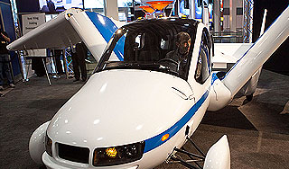 В США автомобилям разрешили летать В США автомобилям разрешили летать