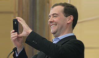 Россиян избавят от "мобильного рабства" Россиян избавят от "мобильного рабства"