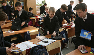 В Поволжье детей в школе отравили газом В Поволжье детей в школе отравили газом