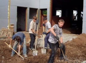 Летом получат работу свыше пяти тысяч подростков