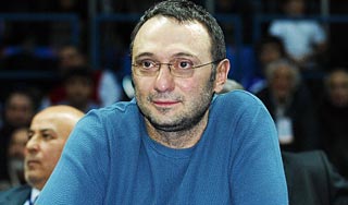 Школьник вымогал у Керимова $10 миллионов Школьник вымогал у Керимова $10 миллионов