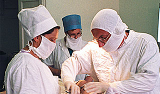 Девушка в Курске избила парня до комы Девушка в Курске избила парня до комы