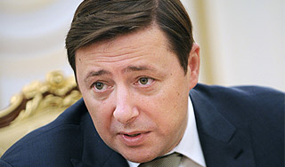 Александр Хлопонин стал в 20 раз богаче Александр Хлопонин стал в 20 раз богаче