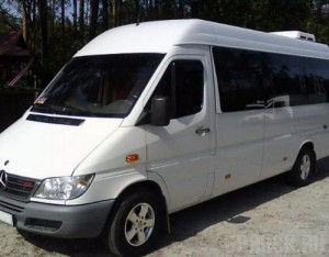 В Почепском районе перевернулся пассажирский автобус