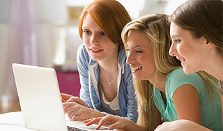 Активистам соцсетей дали название Активистам соцсетей дали название