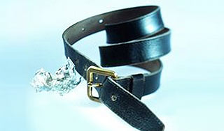 Студент повесился в шкафу общежития Студент повесился в шкафу общежития