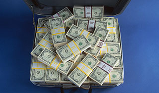 Аферисты требовали взятку в $900 тысяч Аферисты требовали взятку в $900 тысяч