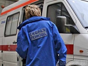 Водитель иномарки наехал на ребенка во дворе дома