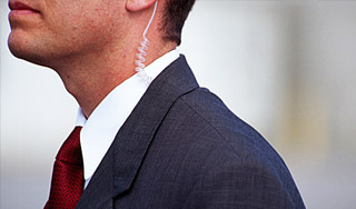 Охранники Обамы уволены из-за скандала Охранники Обамы уволены из-за скандала