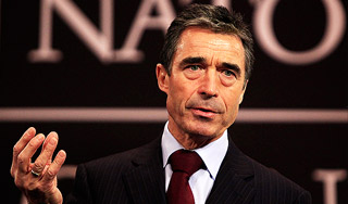 НАТО улучшит отношения с Россией НАТО улучшит отношения с Россией