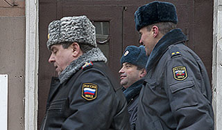 Полицейские-истязатели сохранили посты Полицейские-истязатели сохранили посты