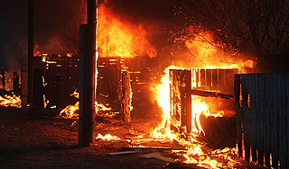 Хутор в Забайкалье подожгли люди Хутор в Забайкалье подожгли люди