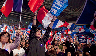 Политики Франции умолкли перед выборами Политики Франции умолкли перед выборами