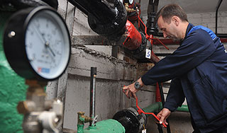 В Москве начали отключать отопление В Москве начали отключать отопление