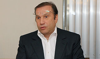 Батурин слег с нервным расстройством Батурин слег с нервным расстройством