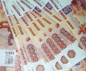 У пенсионерки из сумочки вытащили 255 тысяч рублей