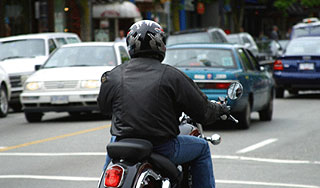 Вор разбился на угнанном мотоцикле Вор разбился на угнанном мотоцикле