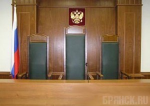 Ждет суда мужчина, обвиняемый в убийстве отца